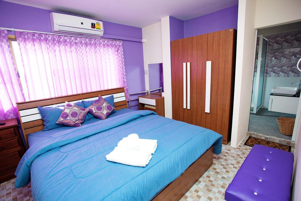 Sea Breeze Guest House Cha-Am Oda fotoğraf