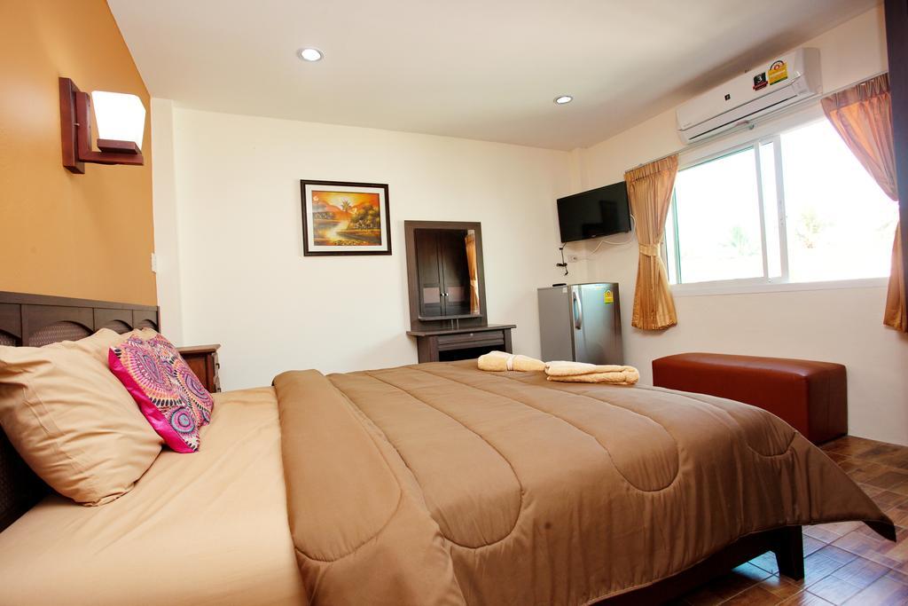 Sea Breeze Guest House Cha-Am Oda fotoğraf