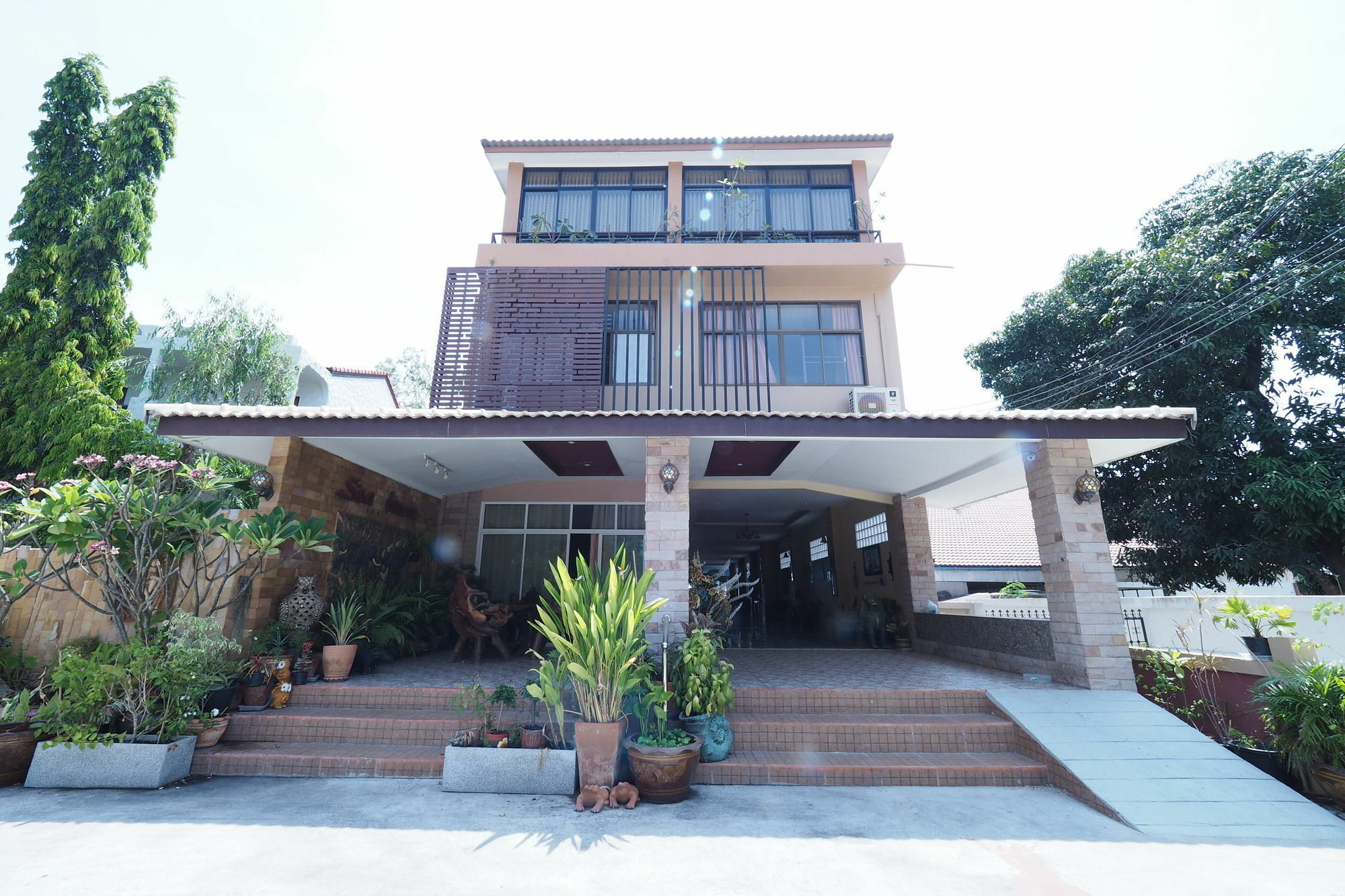 Sea Breeze Guest House Cha-Am Dış mekan fotoğraf