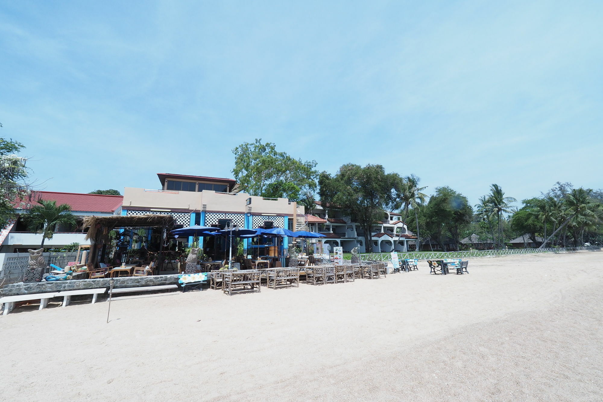 Sea Breeze Guest House Cha-Am Dış mekan fotoğraf
